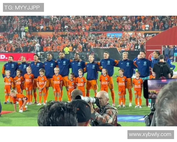 1998年世界杯荷兰队与韩国队精彩对决回顾中央电视台全程直播分析