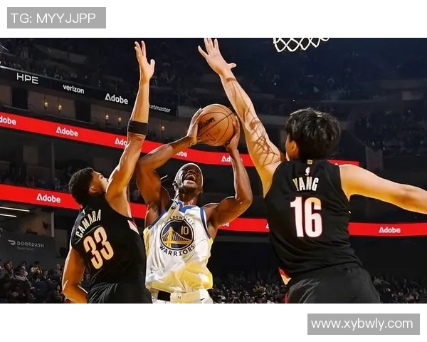 勇士与开拓者西部决赛第三场精彩回顾与赛后分析