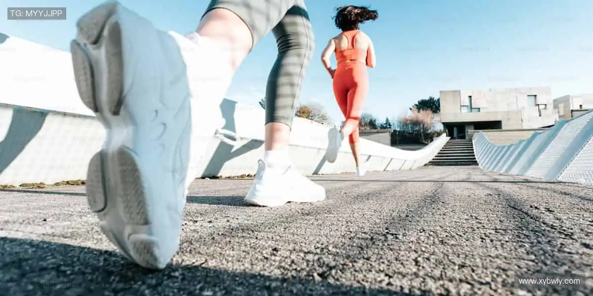 热血赛事,激情一触即发!🔥 每一次挥汗,都是对胜利的渴望!